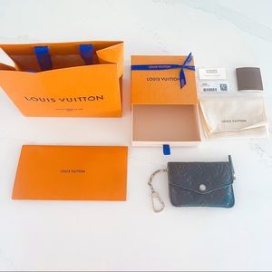 Louis Vuitton Empreinte Key Pouch in Noir